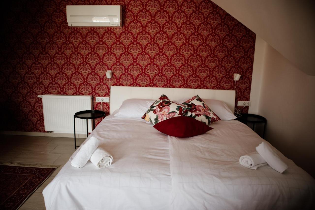 Hotel Sipos Borhaz Es Vendeghaz Badacsonyörs Zewnętrze zdjęcie