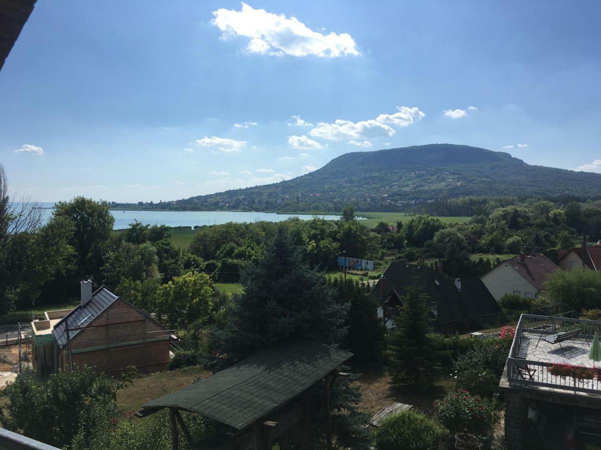 Hotel Sipos Borhaz Es Vendeghaz Badacsonyörs Zewnętrze zdjęcie